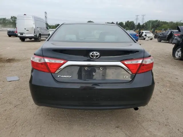 2015 TOYOTA CAMRY LE  