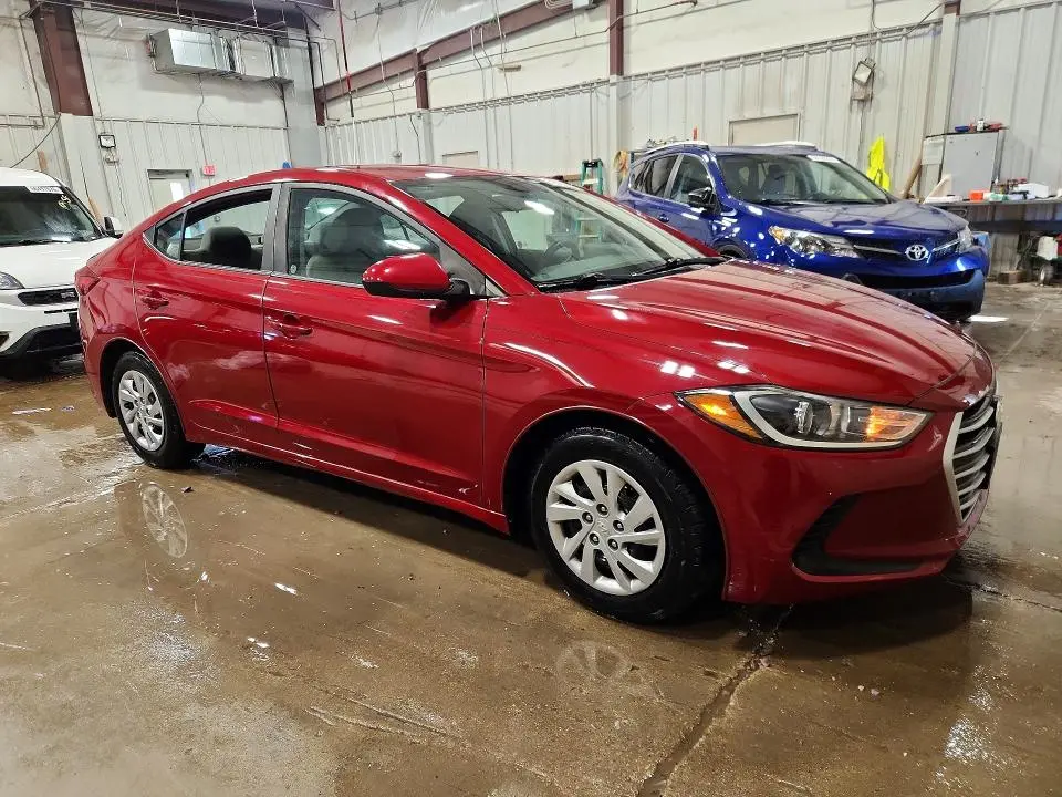 2018 HYUNDAI ELANTRA SE  