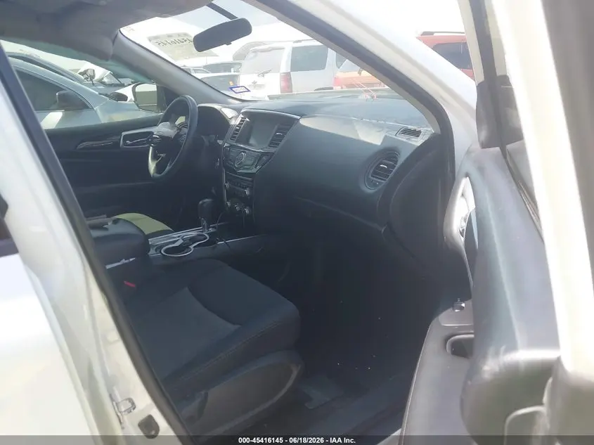 2019 NISSAN PATHFINDER S