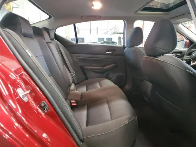 2021 NISSAN ALTIMA SV  