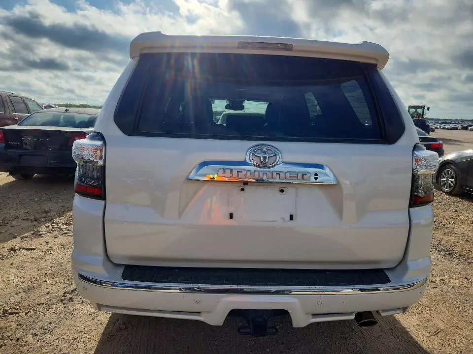 2019 TOYOTA 4RUNNER LIMITED  