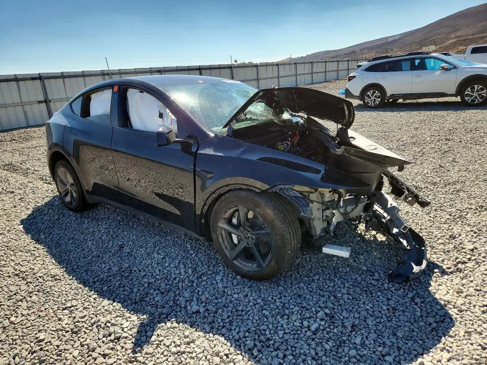 2026 TESLA MODEL Y   