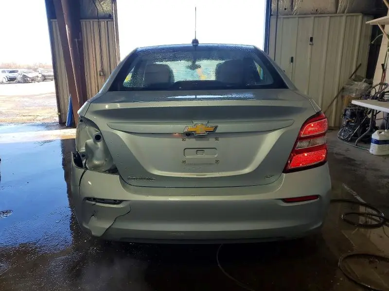 2017 CHEVROLET SONIC LT  