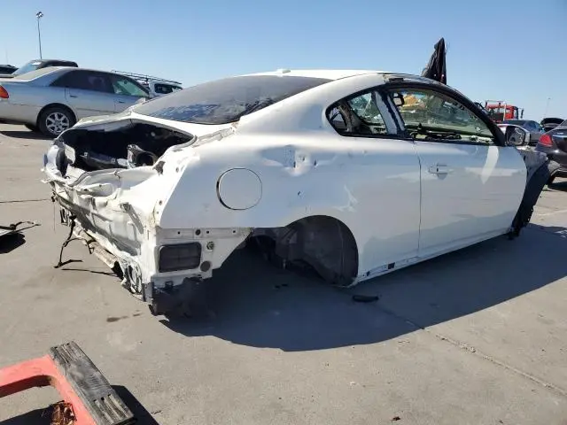 2013 INFINITI G37 JOURNEY  