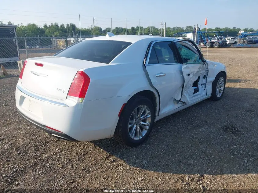 2016 CHRYSLER 300C  