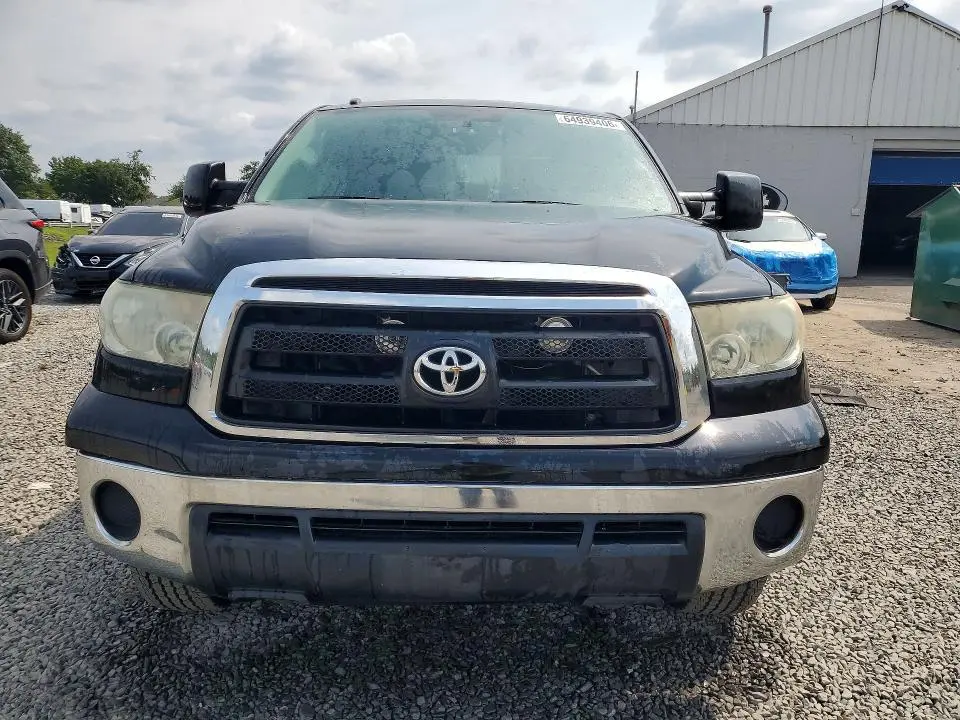 2013 TOYOTA TUNDRA DOUBLE CAB SR5  