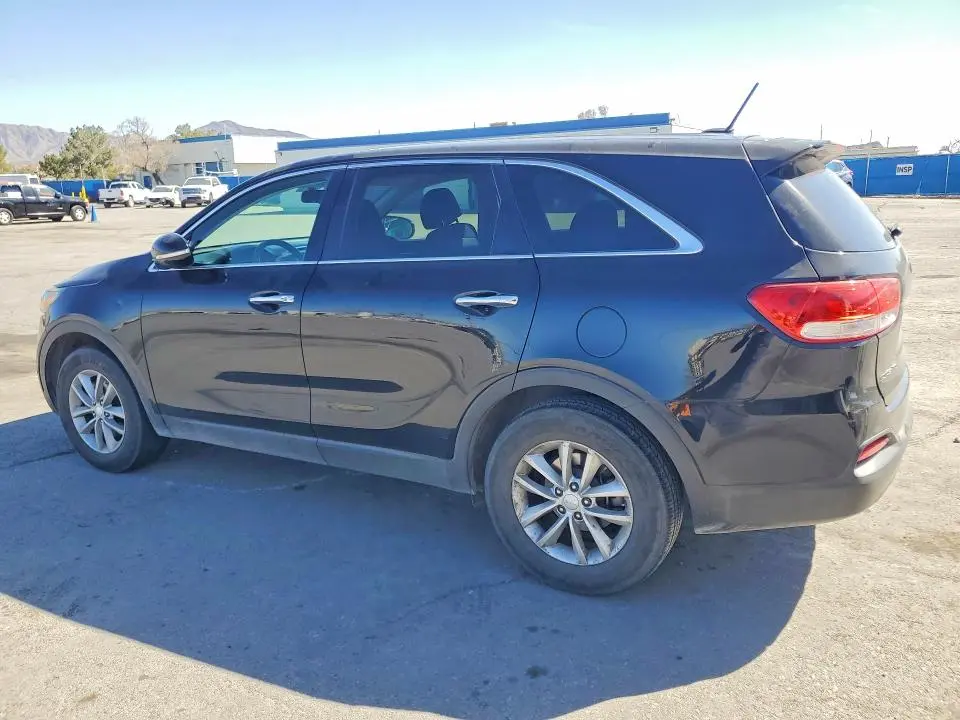 2017 KIA SORENTO L  