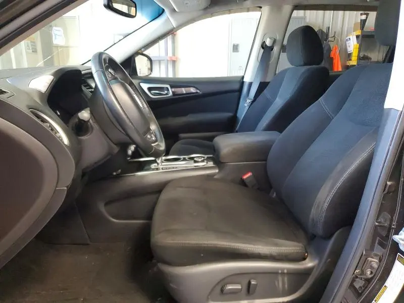 2015 NISSAN PATHFINDER SV  