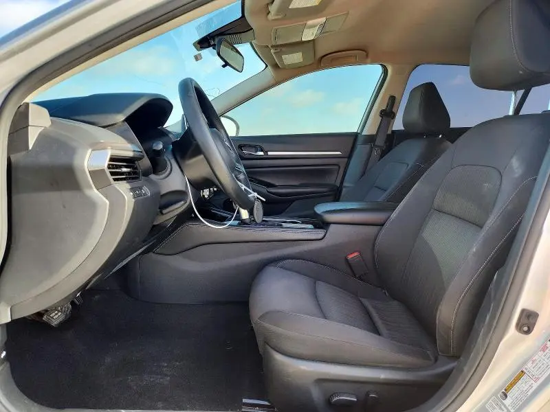 2023 NISSAN ALTIMA SV  