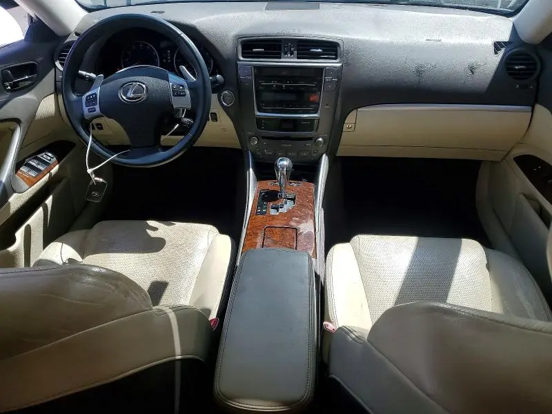 2011 LEXUS IS 250  