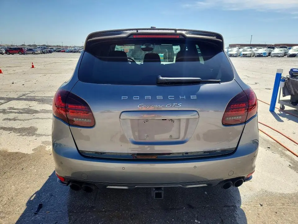 2013 PORSCHE CAYENNE GTS  