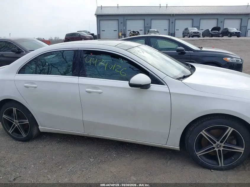 2021 MERCEDES-BENZ A 220 4MATIC