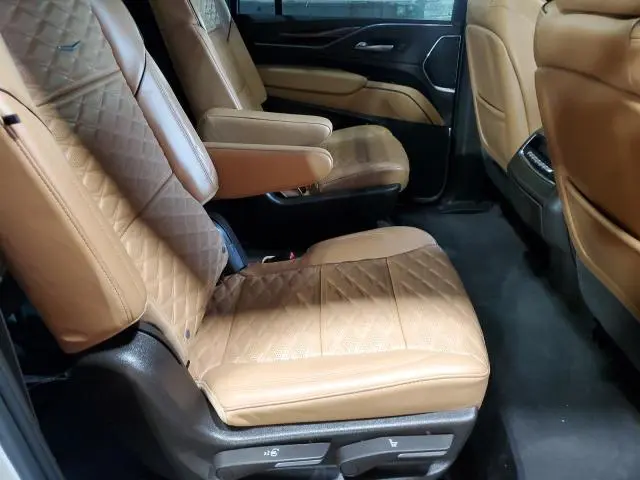 2023 CADILLAC ESCALADE ESV SPORT  