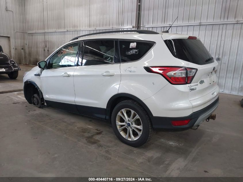 2017 FORD ESCAPE SE