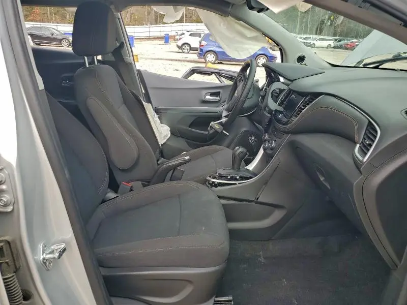 2022 CHEVROLET TRAX LS  