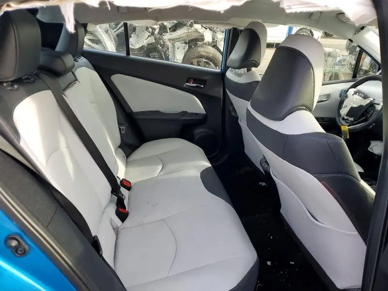 2022 TOYOTA PRIUS XLE AWD-E  