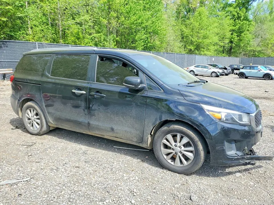 2015 KIA SEDONA LX  
