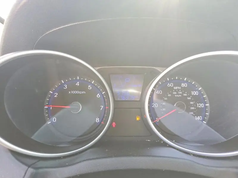 2015 HYUNDAI TUCSON SE  