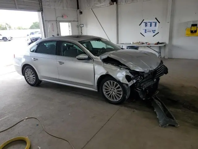 2016 VOLKSWAGEN PASSAT SE  
