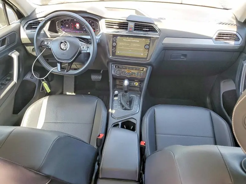2021 VOLKSWAGEN TIGUAN SE  