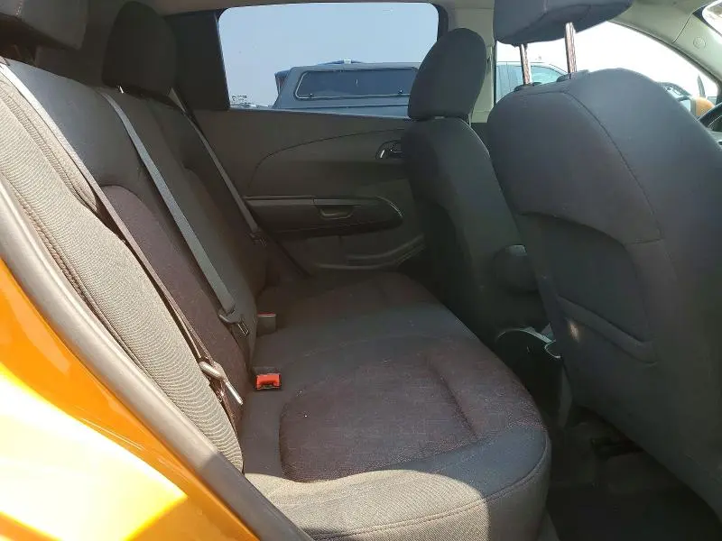 2017 CHEVROLET SONIC LT  