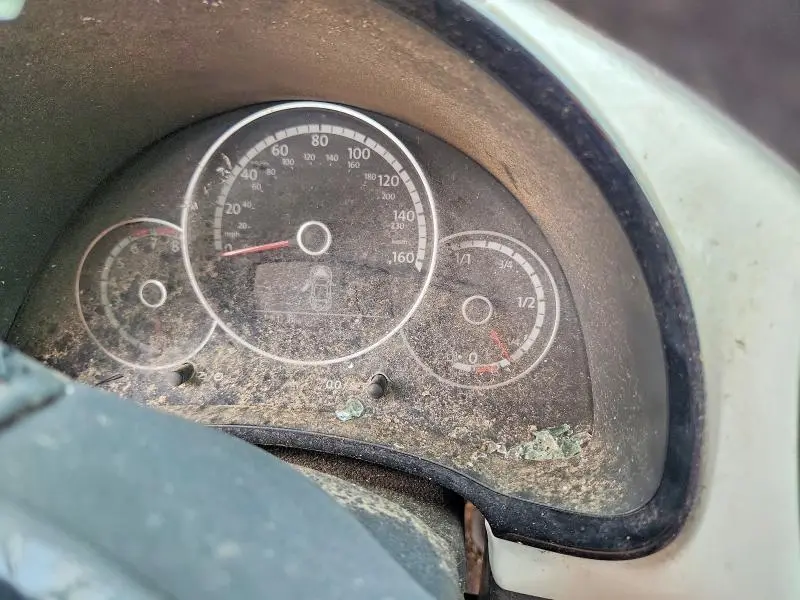 2015 VOLKSWAGEN BEETLE 1.8T  
