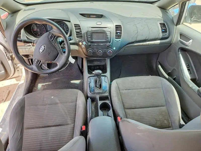 2017 KIA FORTE LX  