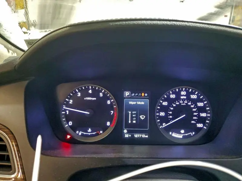 2016 HYUNDAI SONATA SPORT  