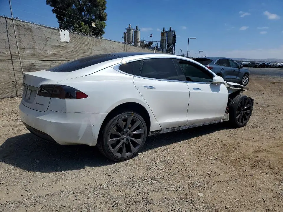 2020 TESLA MODEL S   