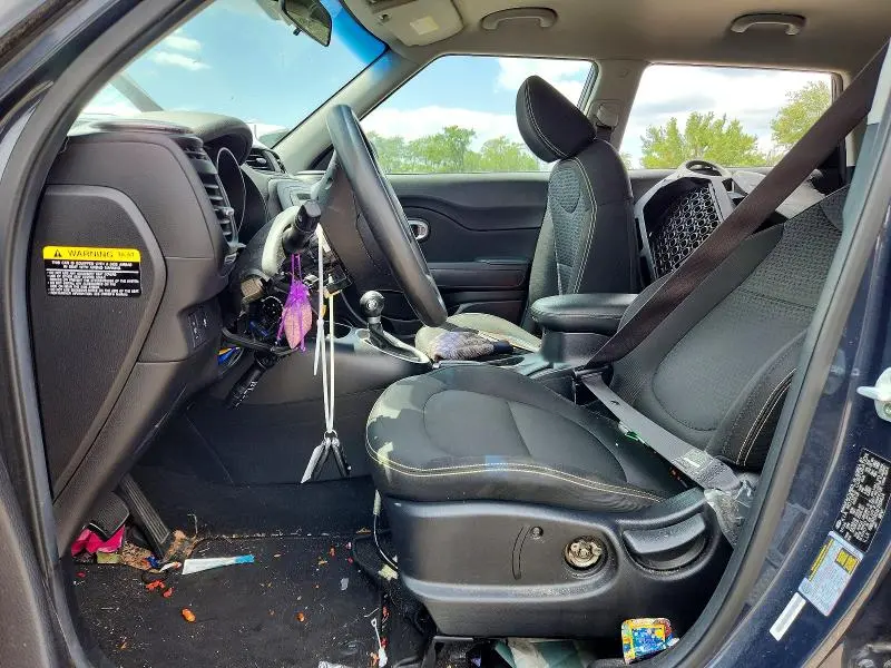 2015 KIA SOUL +  