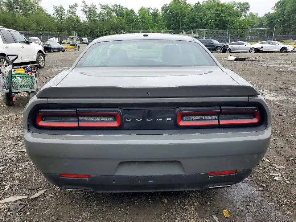 2018 DODGE CHALLENGER SXT  