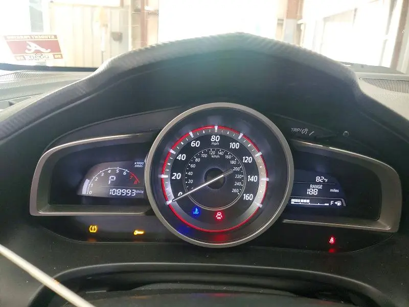 2015 MAZDA 3 TOURING  