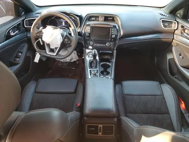 2023 NISSAN MAXIMA SR  
