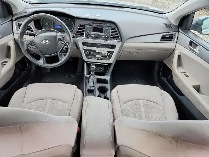 2017 HYUNDAI SONATA SE  