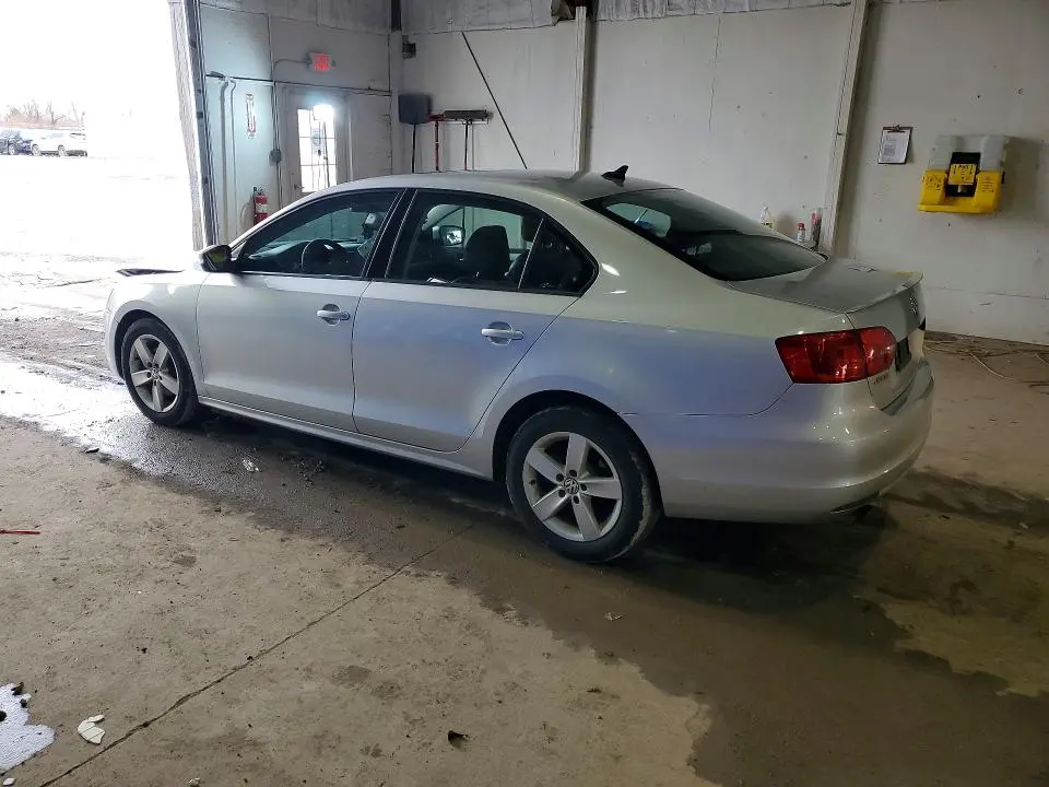 2012 VOLKSWAGEN JETTA TDI  
