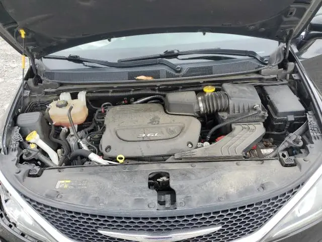 2017 CHRYSLER PACIFICA TOURING L PLUS  