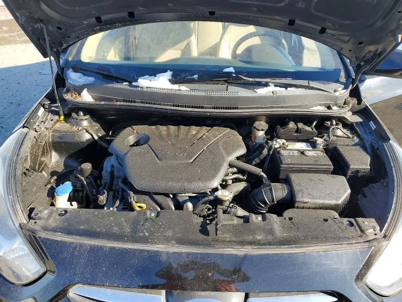 2013 HYUNDAI ACCENT GLS  