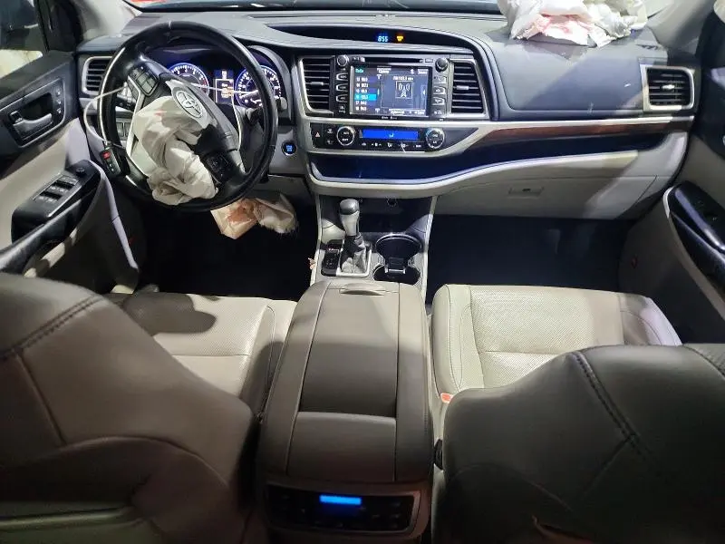 2015 TOYOTA HIGHLANDER LIMITED PLATINUM  
