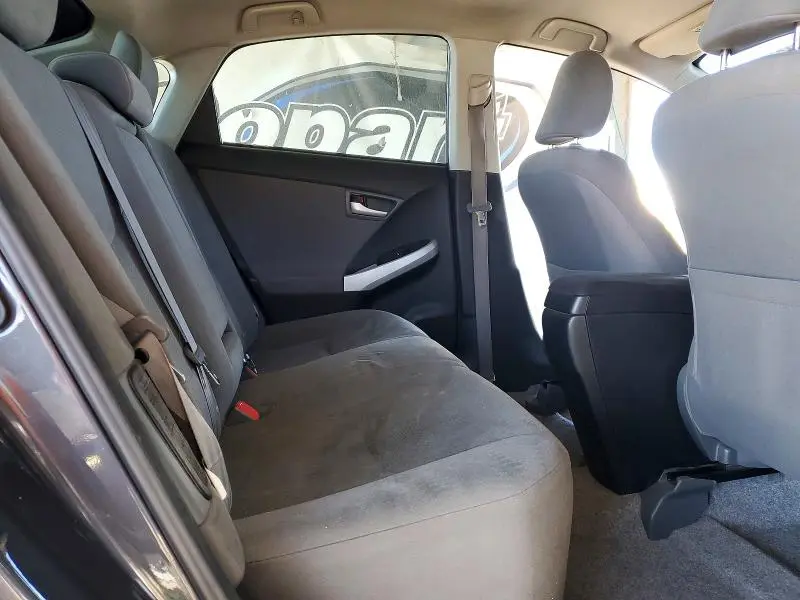 2012 TOYOTA PRIUS TWO  