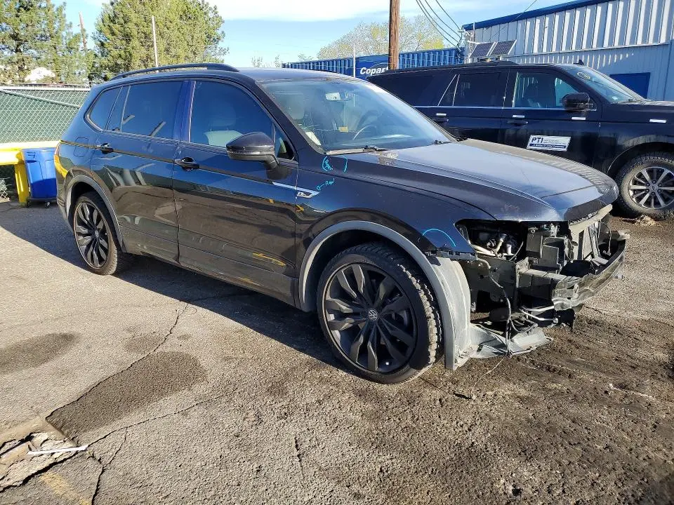 2020 VOLKSWAGEN TIGUAN SE  