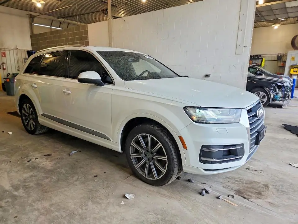 2017 AUDI Q7 PRESTIGE  