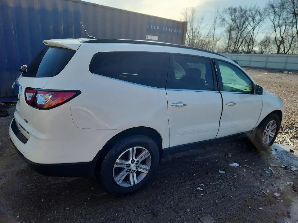 2015 CHEVROLET TRAVERSE LT  