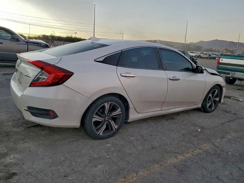 2017 HONDA CIVIC TOURING  
