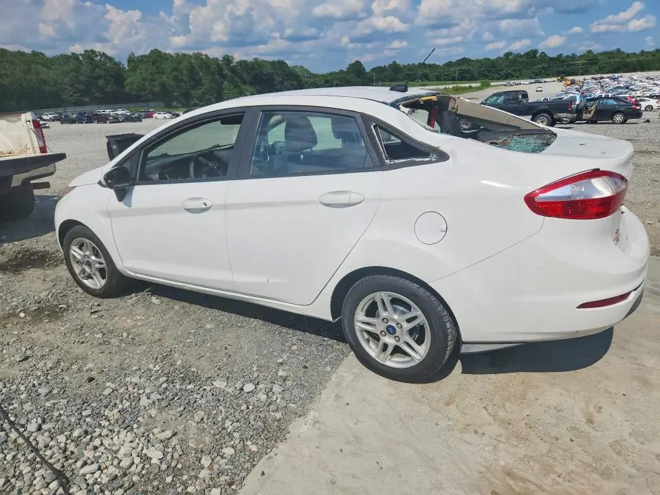 2019 FORD FIESTA SE  
