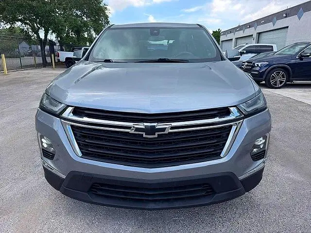 2023 CHEVROLET TRAVERSE LS  
