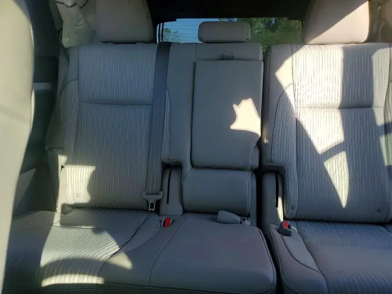 2014 TOYOTA HIGHLANDER LE PLUS  