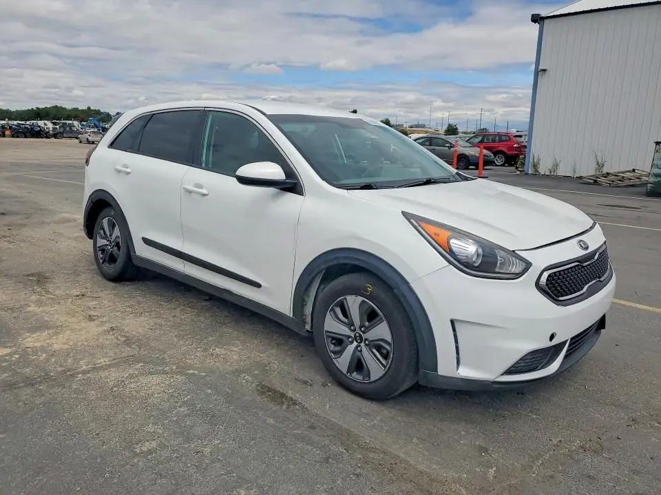 2017 KIA NIRO FE  