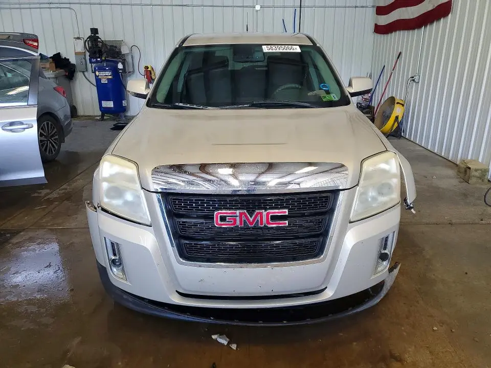 2011 GMC TERRAIN SLE  