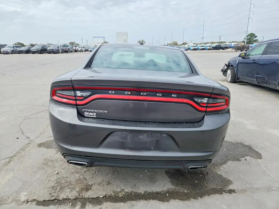 2015 DODGE CHARGER SE  