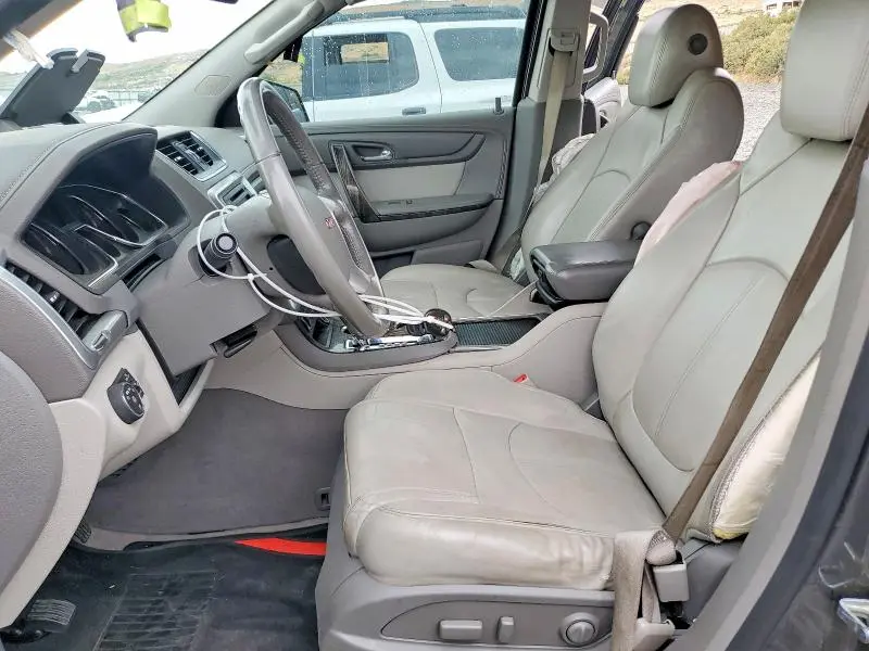 2013 GMC ACADIA SLT-1  